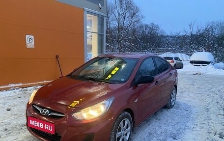 Hyundai Solaris II рестайлинг, 2012 год, 730 000 рублей, 8 фотография