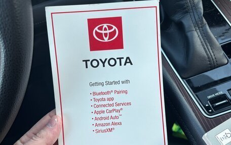 Toyota Sienna, 2021 год, 4 400 000 рублей, 28 фотография