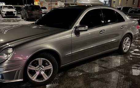 Mercedes-Benz E-Класс, 2003 год, 800 000 рублей, 2 фотография