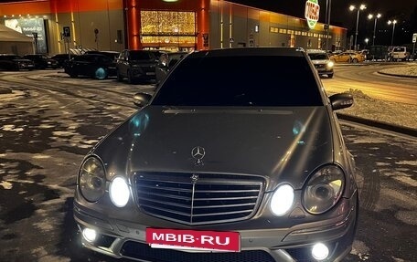 Mercedes-Benz E-Класс, 2003 год, 800 000 рублей, 3 фотография