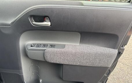 Toyota Sienta, 2022 год, 1 621 000 рублей, 22 фотография