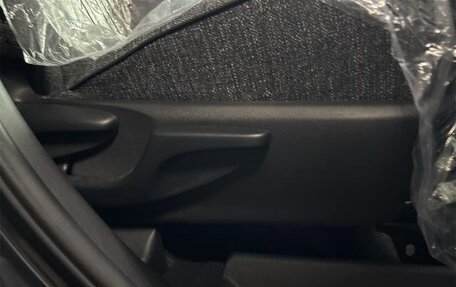 Toyota Sienta, 2022 год, 1 621 000 рублей, 35 фотография