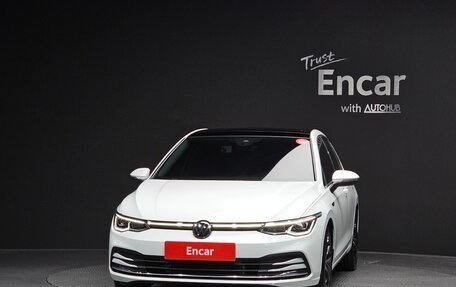 Volkswagen Golf VIII, 2022 год, 2 760 548 рублей, 3 фотография