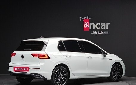 Volkswagen Golf VIII, 2022 год, 2 760 548 рублей, 2 фотография