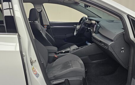 Volkswagen Golf VIII, 2022 год, 2 760 548 рублей, 11 фотография