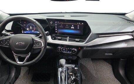 Chevrolet Trax, 2023 год, 1 939 355 рублей, 7 фотография