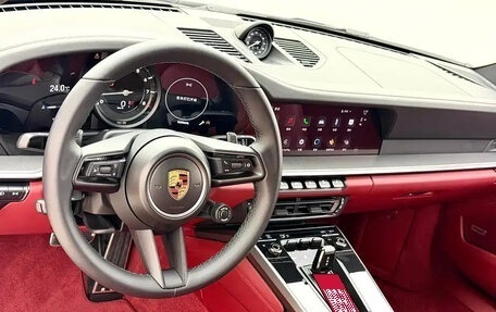 Porsche 911, 2023 год, 13 000 000 рублей, 7 фотография