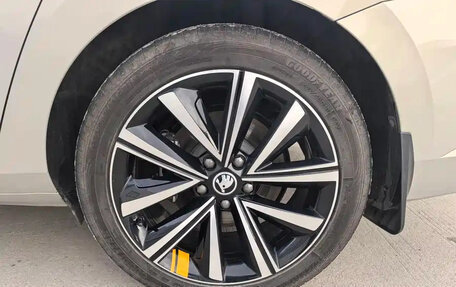 Skoda Superb III рестайлинг, 2023 год, 1 800 000 рублей, 17 фотография