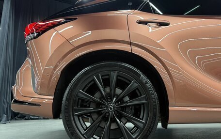 Lexus RX IV рестайлинг, 2023 год, 12 494 000 рублей, 38 фотография