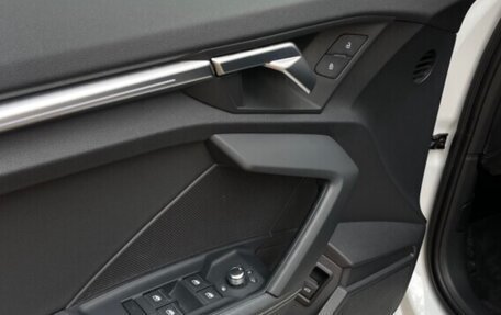 Audi A3, 2022 год, 2 090 000 рублей, 15 фотография