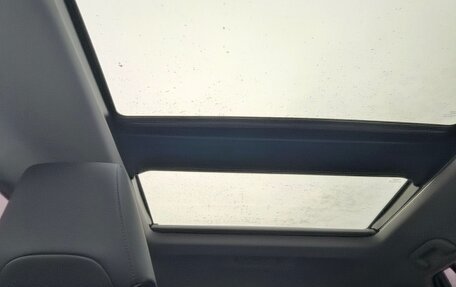 Toyota RAV4, 2024 год, 4 100 000 рублей, 18 фотография