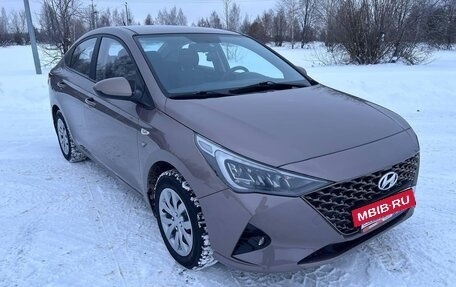 Hyundai Solaris II рестайлинг, 2020 год, 1 420 000 рублей, 2 фотография