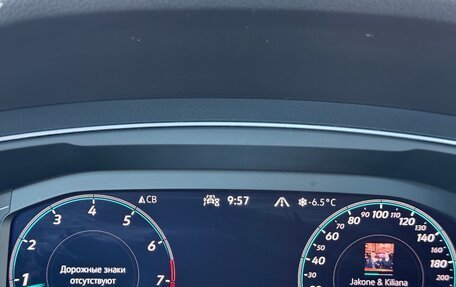 Volkswagen Tiguan II, 2021 год, 3 200 000 рублей, 27 фотография