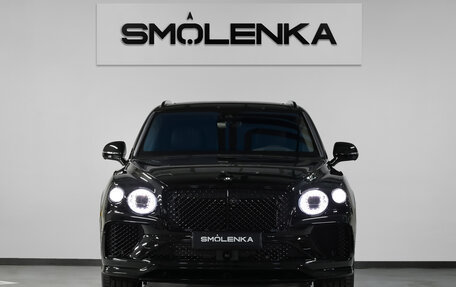 Bentley Bentayga I, 2025 год, 47 000 000 рублей, 2 фотография