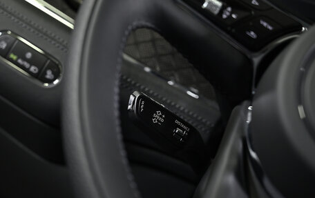 Bentley Bentayga I, 2025 год, 47 000 000 рублей, 29 фотография