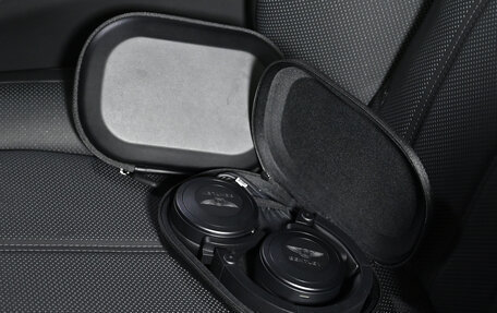 Bentley Bentayga I, 2025 год, 47 000 000 рублей, 39 фотография