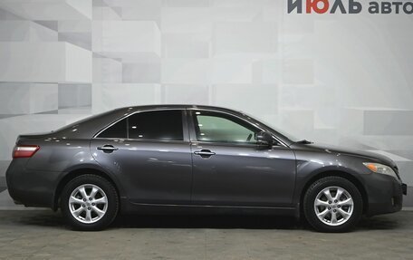 Toyota Camry, 2011 год, 1 350 000 рублей, 7 фотография