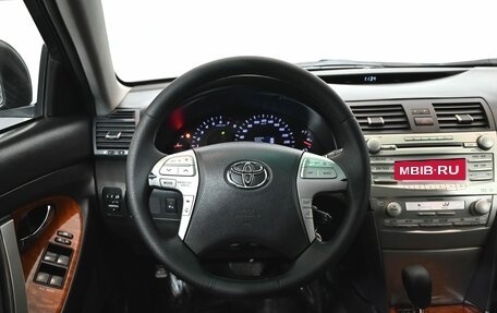 Toyota Camry, 2011 год, 1 350 000 рублей, 12 фотография