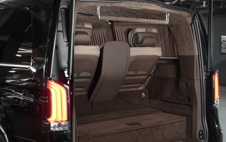 Mercedes-Benz V-Класс, 2025 год, 30 500 000 рублей, 19 фотография