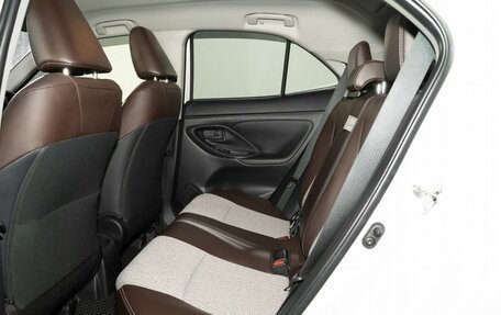 Toyota Yaris Cross, 2022 год, 2 100 000 рублей, 7 фотография