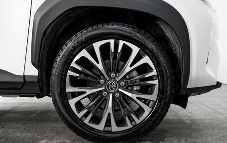 Toyota Yaris Cross, 2022 год, 2 100 000 рублей, 19 фотография