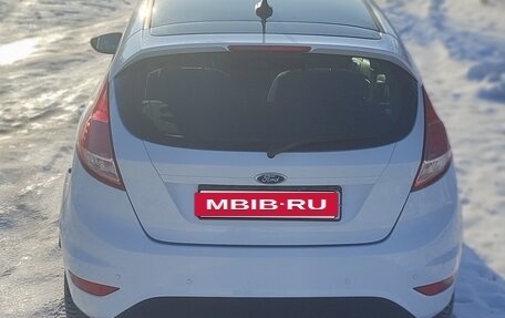 Ford Fiesta, 2017 год, 825 000 рублей, 2 фотография