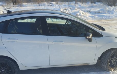 Ford Fiesta, 2017 год, 825 000 рублей, 5 фотография