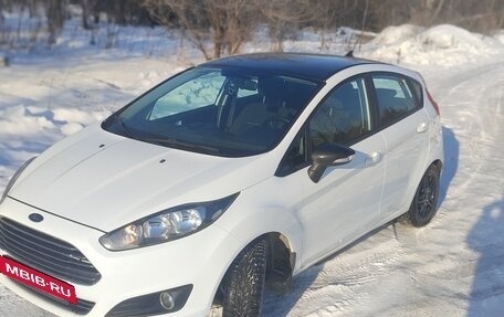 Ford Fiesta, 2017 год, 825 000 рублей, 4 фотография