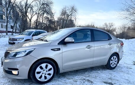 KIA Rio III рестайлинг, 2015 год, 955 000 рублей, 2 фотография