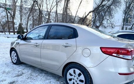 KIA Rio III рестайлинг, 2015 год, 955 000 рублей, 8 фотография