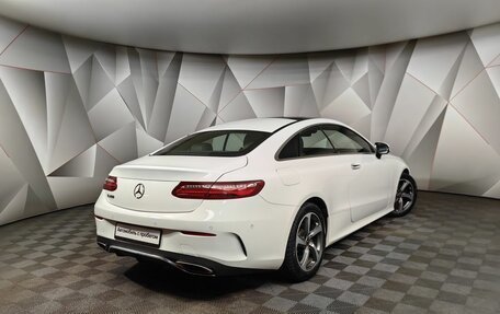 Mercedes-Benz E-Класс, 2017 год, 3 265 000 рублей, 2 фотография