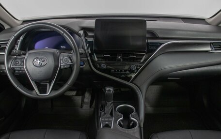 Toyota Camry, 2022 год, 3 255 000 рублей, 13 фотография