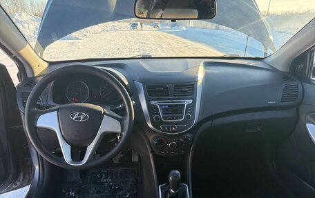 Hyundai Solaris II рестайлинг, 2015 год, 760 000 рублей, 5 фотография