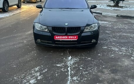 BMW 3 серия, 2005 год, 800 000 рублей, 1 фотография