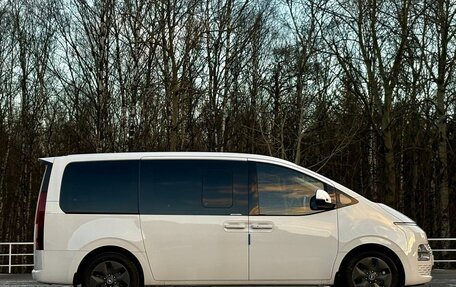 Hyundai Staria, 2021 год, 4 440 000 рублей, 6 фотография