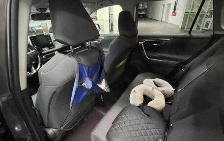 Toyota RAV4, 2020 год, 2 600 000 рублей, 12 фотография