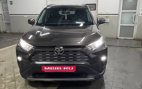 Toyota RAV4, 2020 год, 2 600 000 рублей, 20 фотография