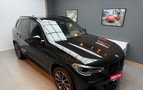 BMW X5, 2019 год, 8 290 000 рублей, 2 фотография
