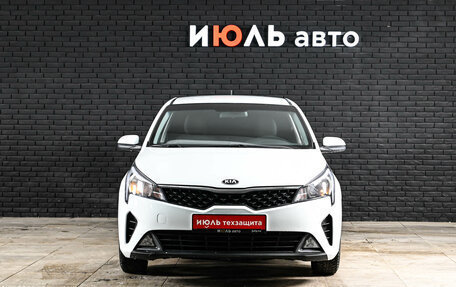 KIA Rio IV, 2020 год, 1 420 000 рублей, 2 фотография