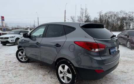 Hyundai ix35 I рестайлинг, 2013 год, 1 049 000 рублей, 3 фотография