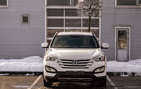 Hyundai Santa Fe III рестайлинг, 2014 год, 1 695 000 рублей, 2 фотография
