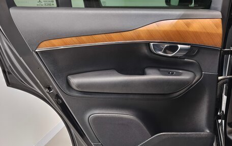 Volvo XC90 II рестайлинг, 2017 год, 3 100 000 рублей, 17 фотография