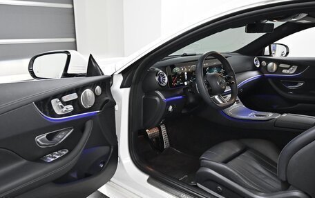 Mercedes-Benz E-Класс, 2022 год, 6 310 000 рублей, 4 фотография