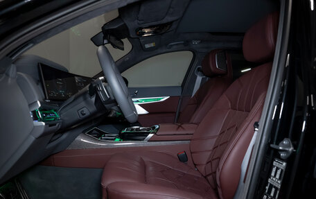 BMW 7 серия, 2023 год, 17 500 000 рублей, 34 фотография