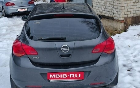 Opel Astra J, 2011 год, 500 000 рублей, 3 фотография