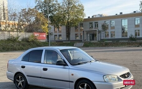 Hyundai Accent II, 2004 год, 290 000 рублей, 2 фотография