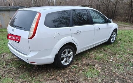 Ford Focus II рестайлинг, 2010 год, 730 000 рублей, 3 фотография