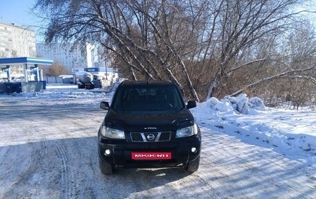 Nissan X-Trail, 2004 год, 650 000 рублей, 3 фотография