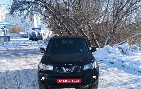 Nissan X-Trail, 2004 год, 650 000 рублей, 2 фотография