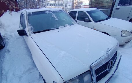 Mercedes-Benz E-Класс, 1993 год, 350 000 рублей, 11 фотография